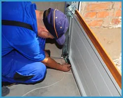 United Garage Door Foothill Ranch, CA 949-267-9620 - sidebar-door-maintaince-15-05m